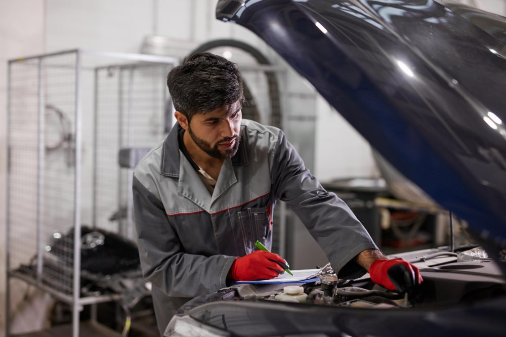 expert doing European auto repair Davie FL